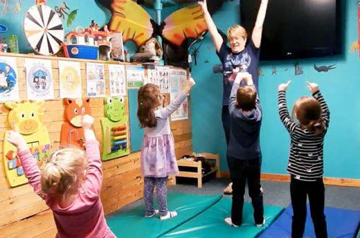 Exercices, Yoga et Danse, etc. Pour les 3 à 5 ans